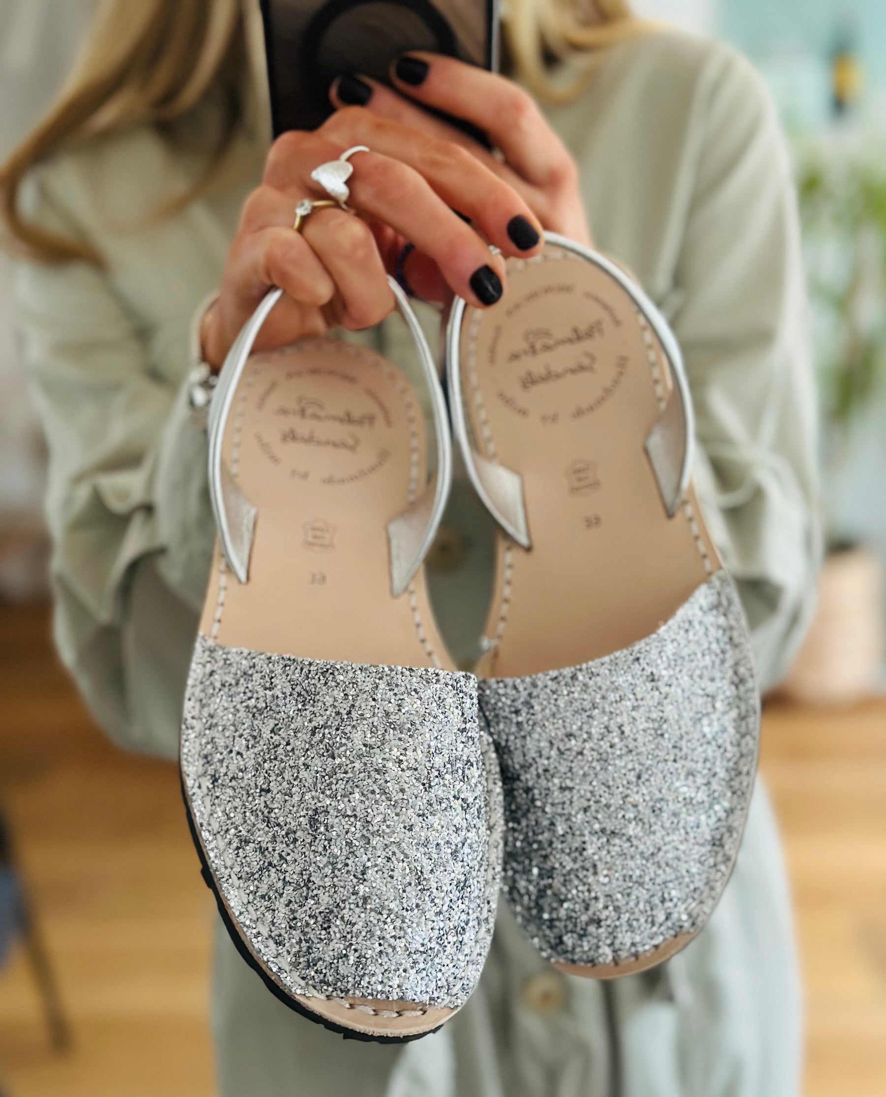 SAMPLE SALE Silver Multi Sparkle size 40