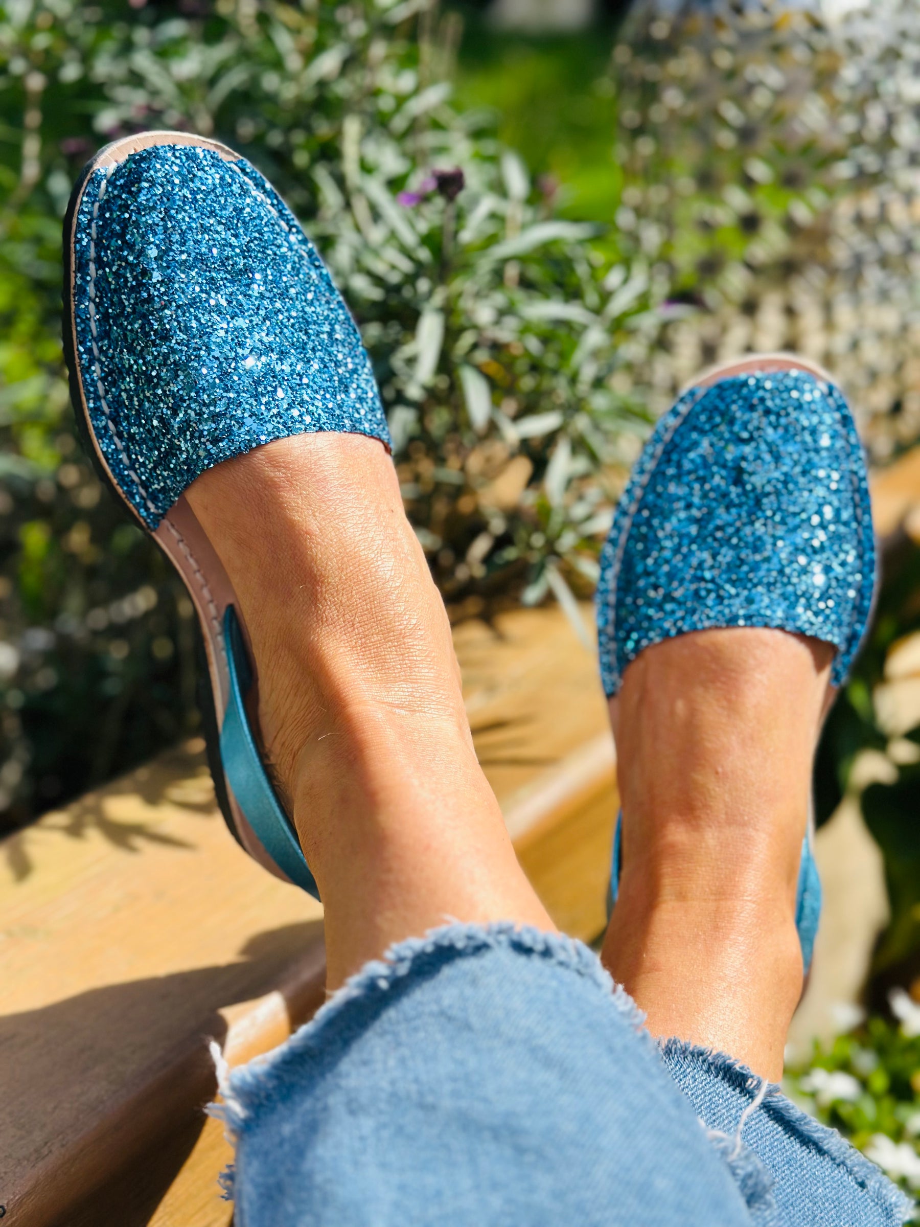 SAMPLE SALE Blue Glitter size 39,40,42