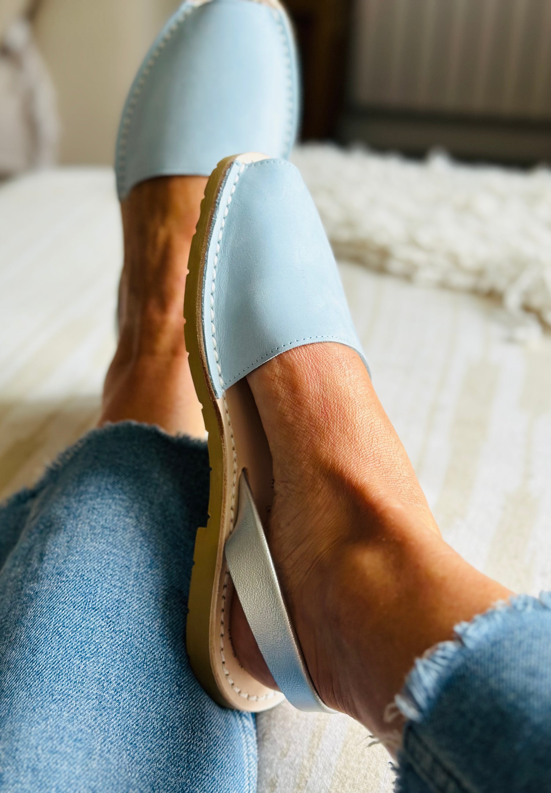 Skye Blue Avarcas