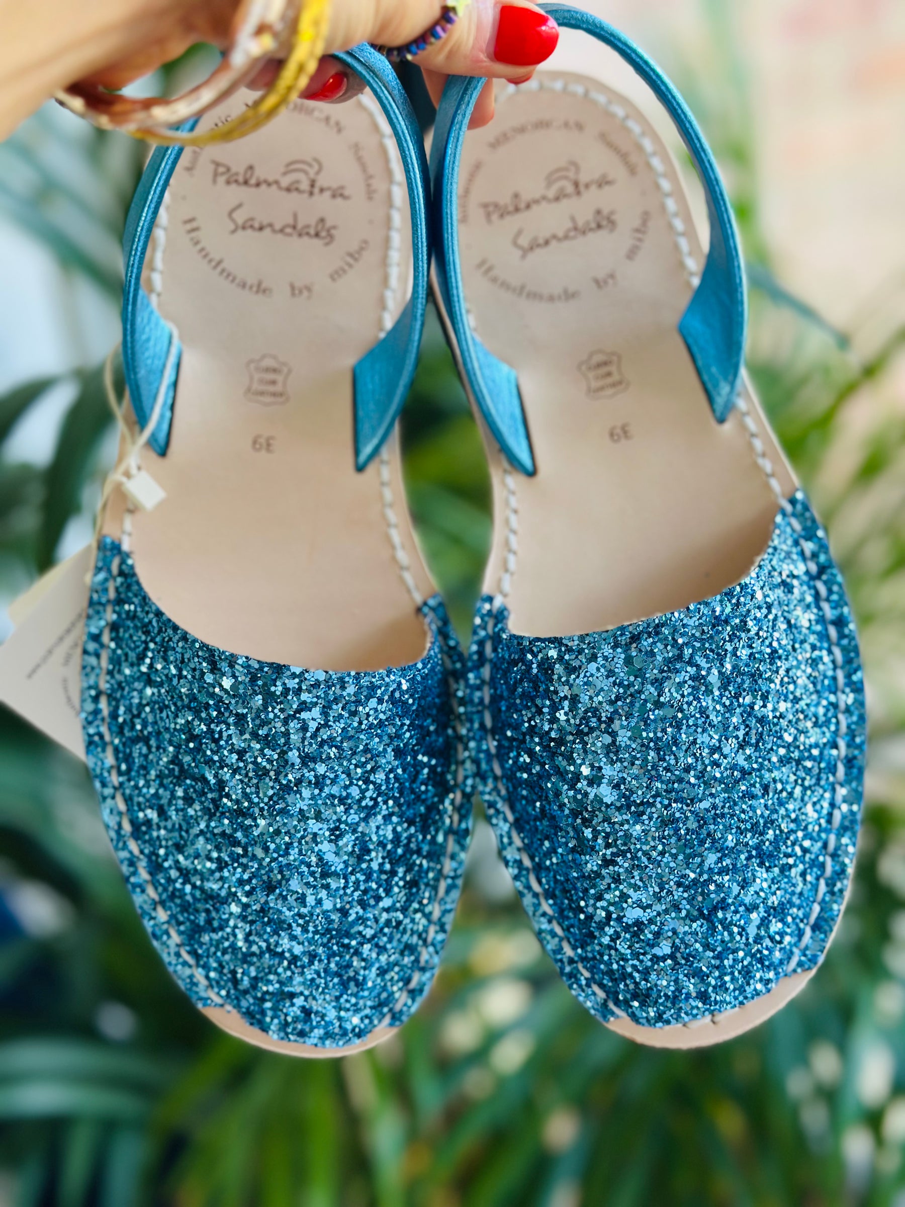 SAMPLE SALE Blue Glitter size 39,40,42