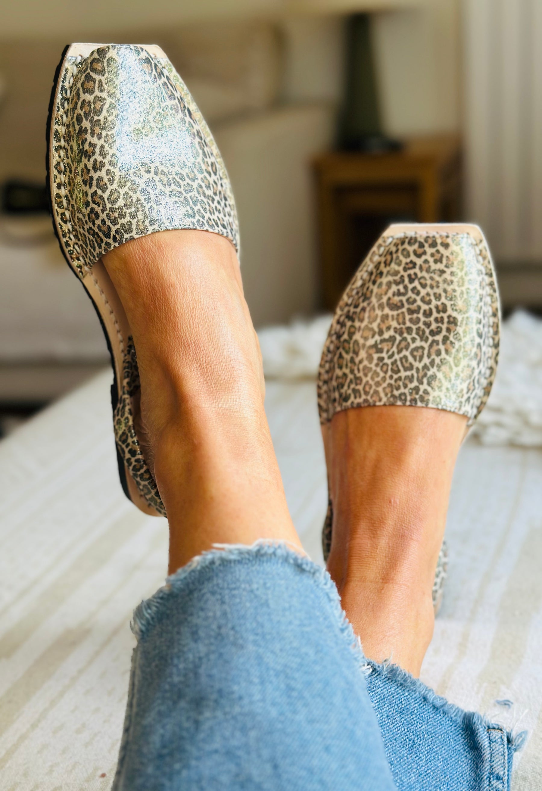 New Shape! Lyon Leopard Avarcas