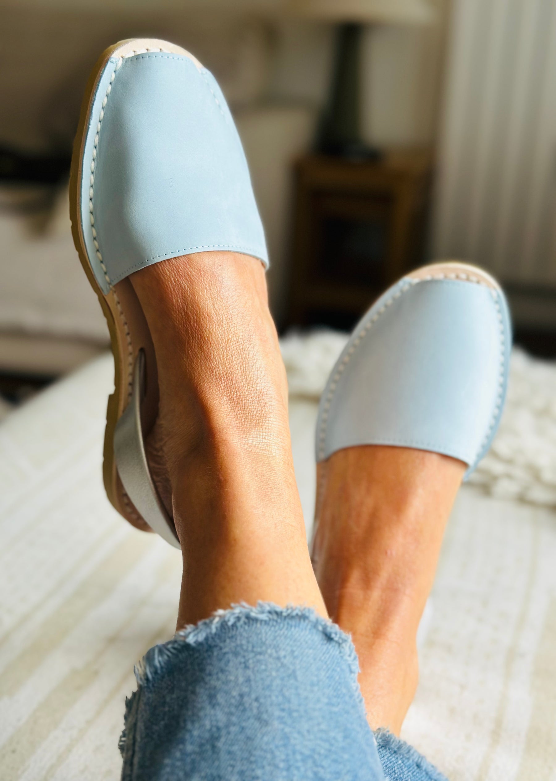 Skye Blue Avarcas