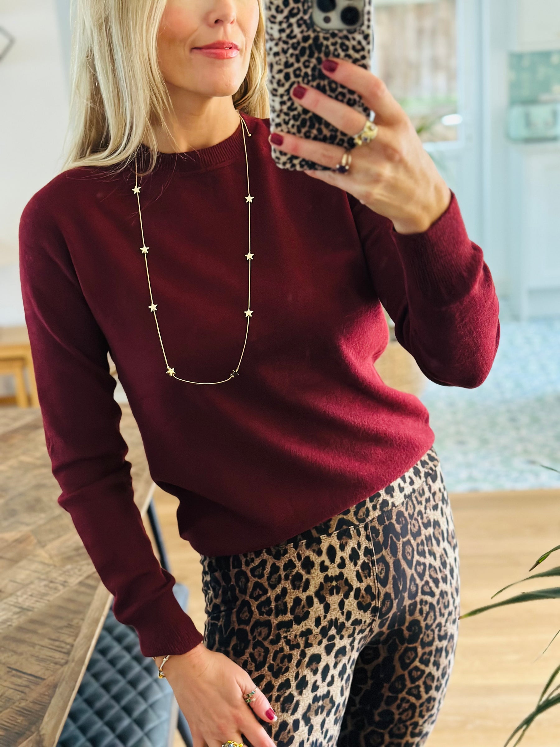 Round Neck Classic Knit