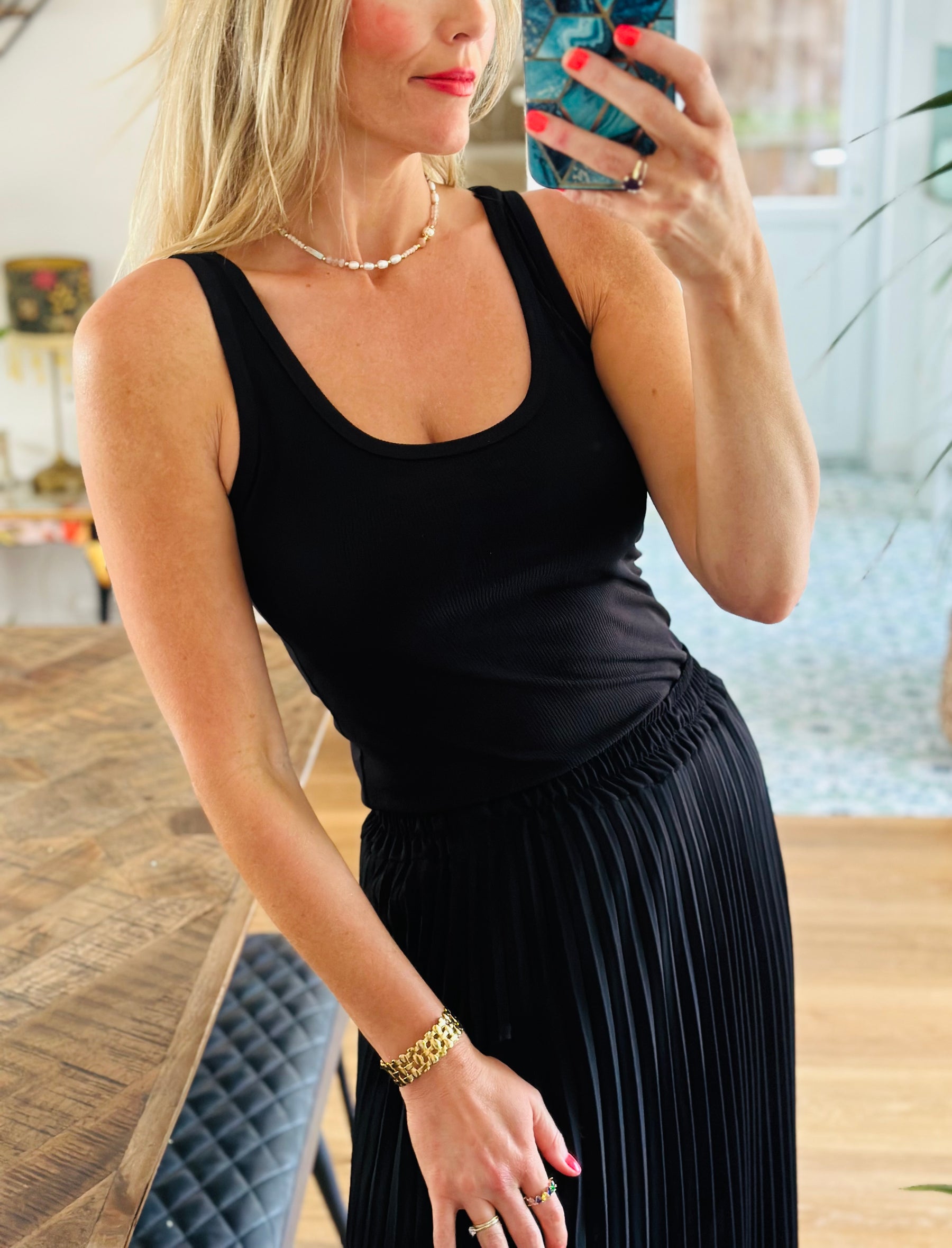 Essential Vest