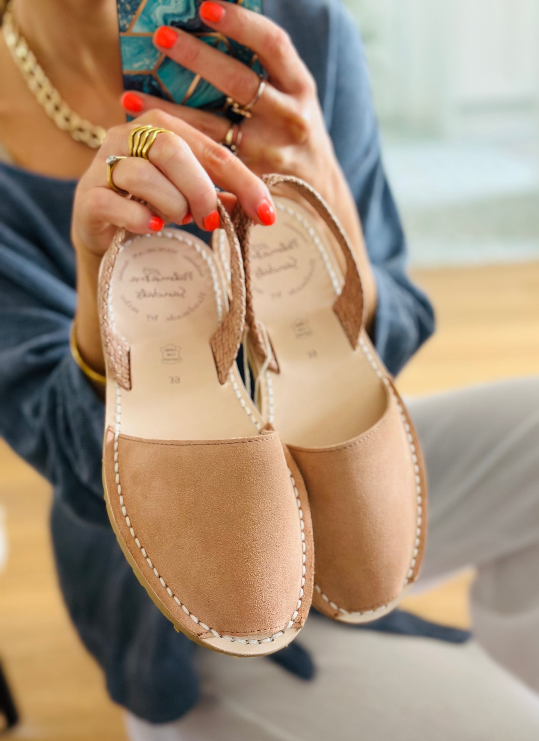 SAMPLE SALE Rose Suede-size 38