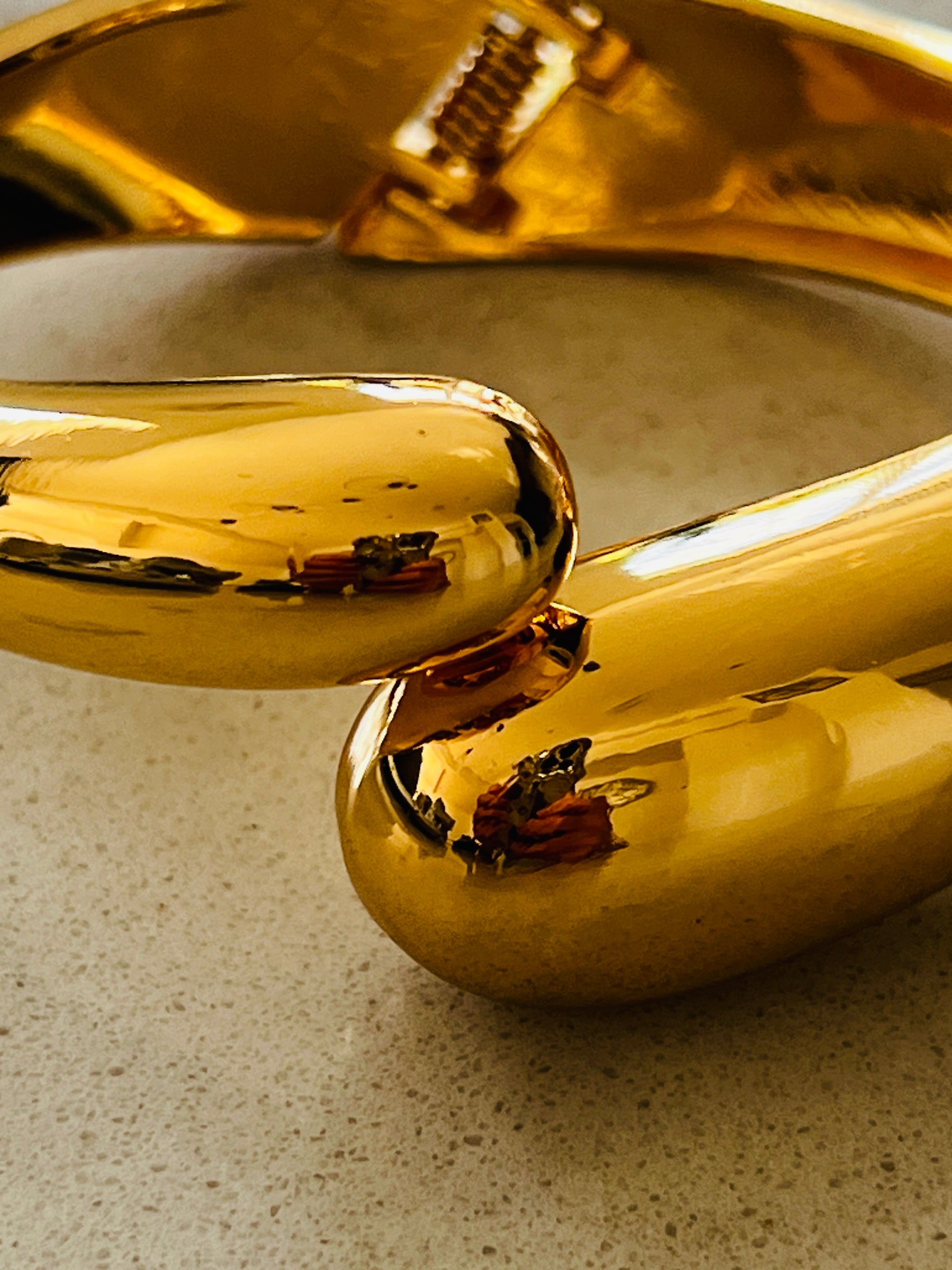 Hope Clasp Bangle