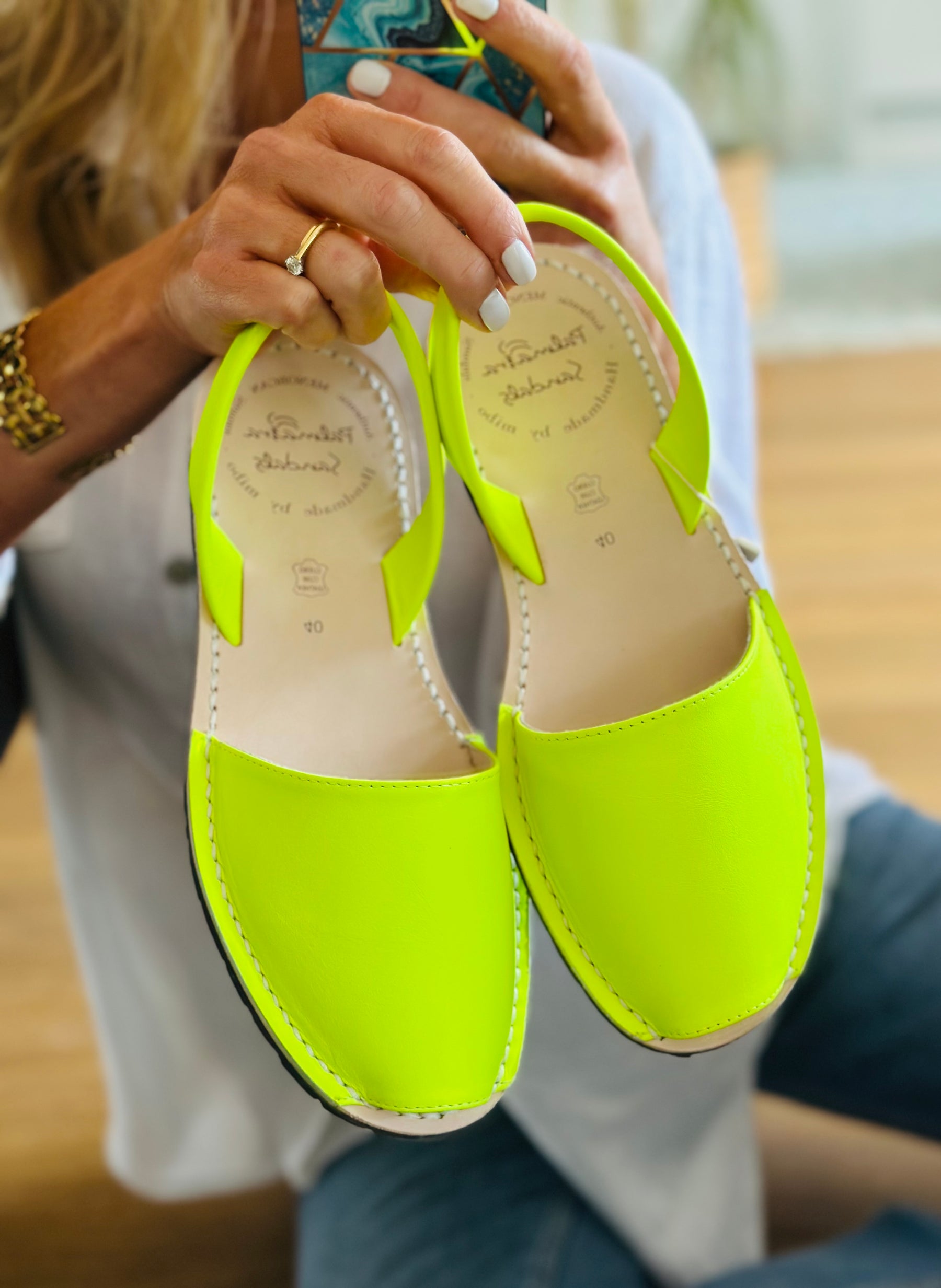 Neon Yellow Avarcas