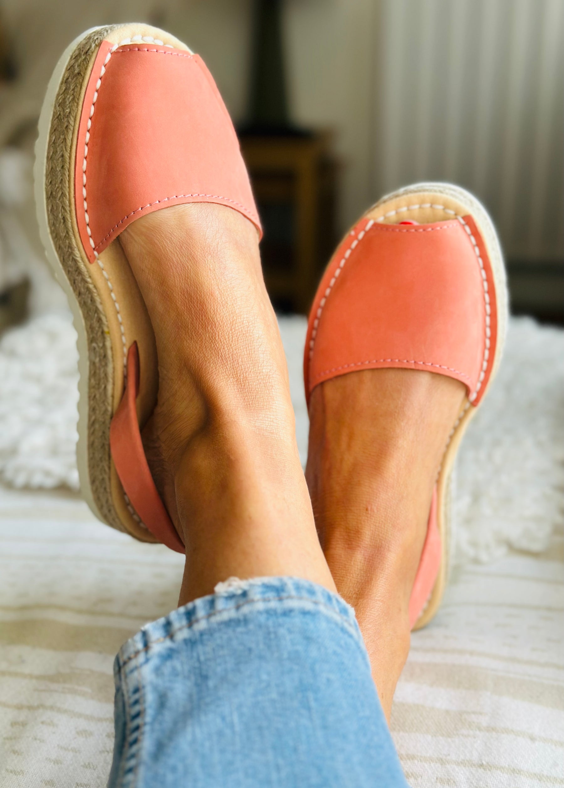 SAMPLE SALE Peachy Lowform Avarcas SIZES 37, 38, 41