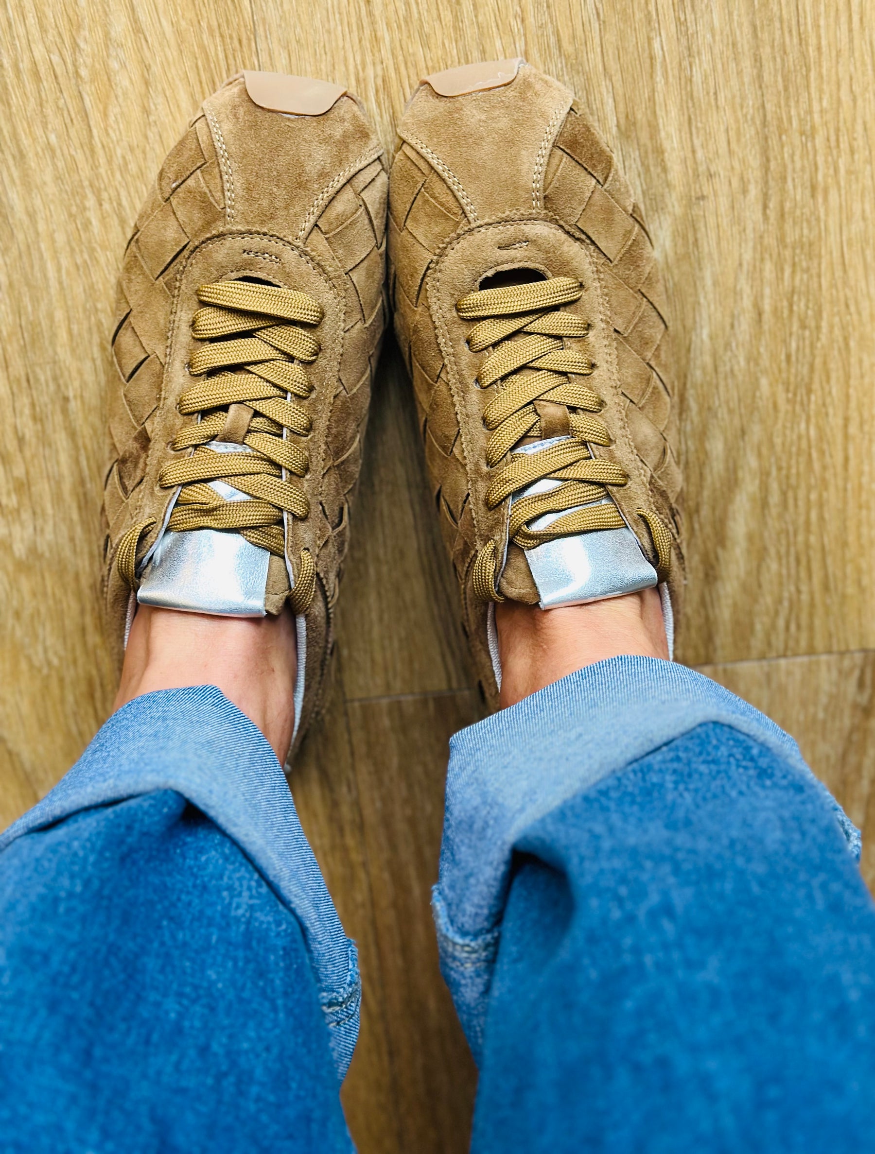 Palmaira Suede Kicks