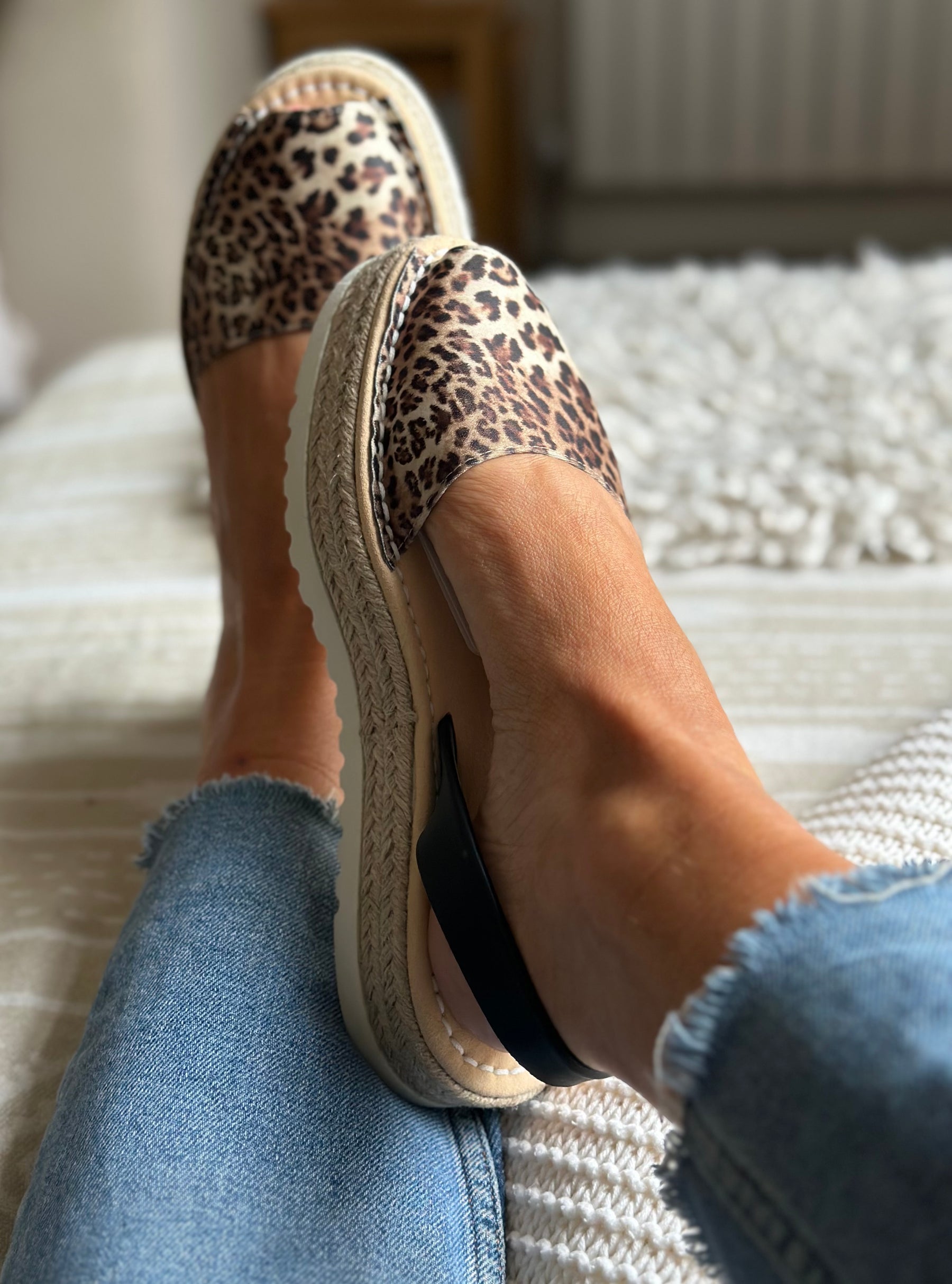 Serena Leopard Lowforms