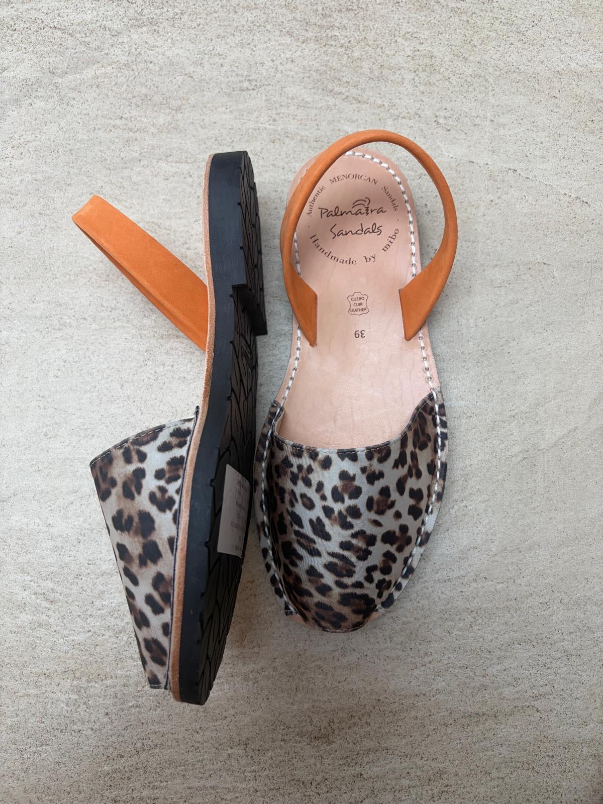 Sample Sale leopard yellow size 39