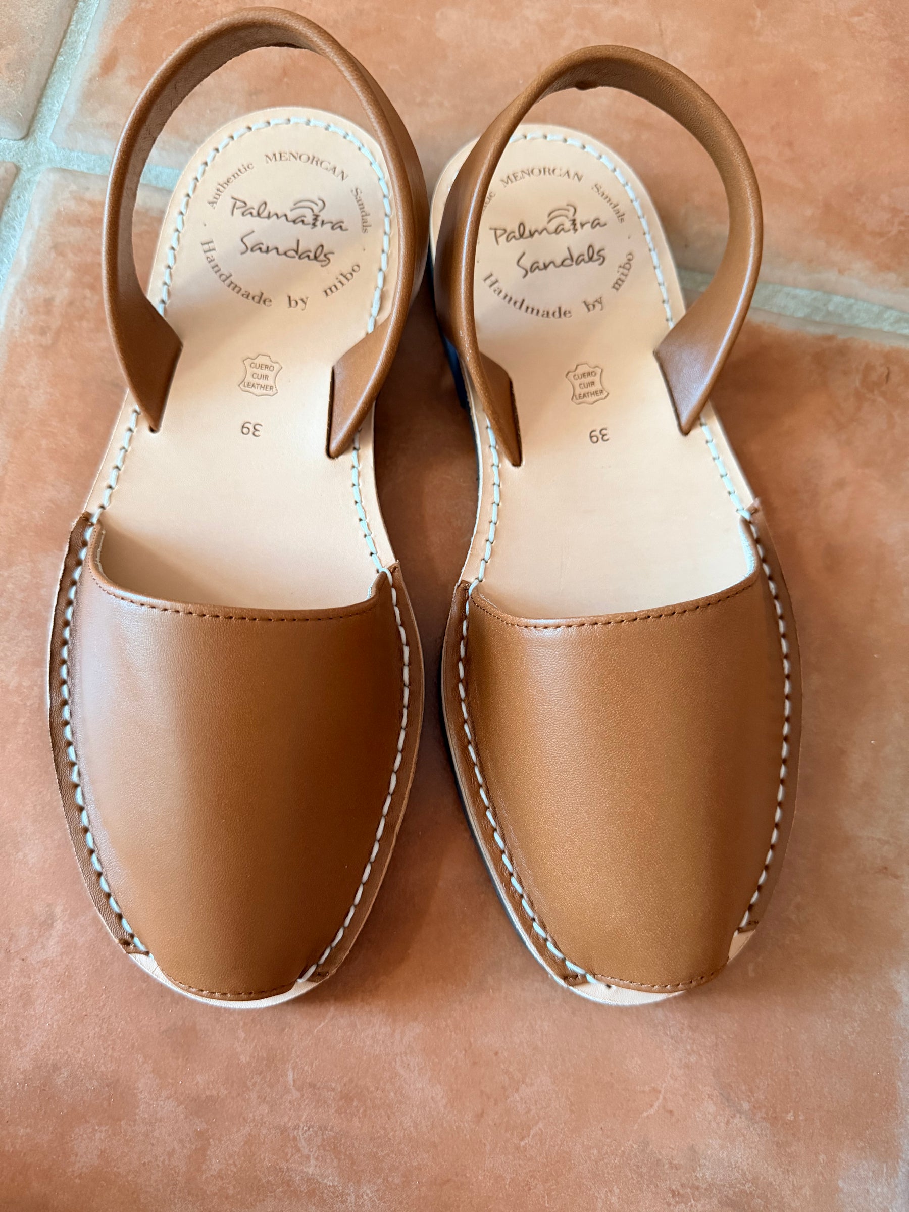 Sample Sale Tan leather size 39