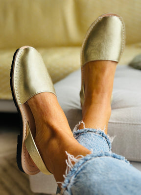 Gold Leather Avarcas
