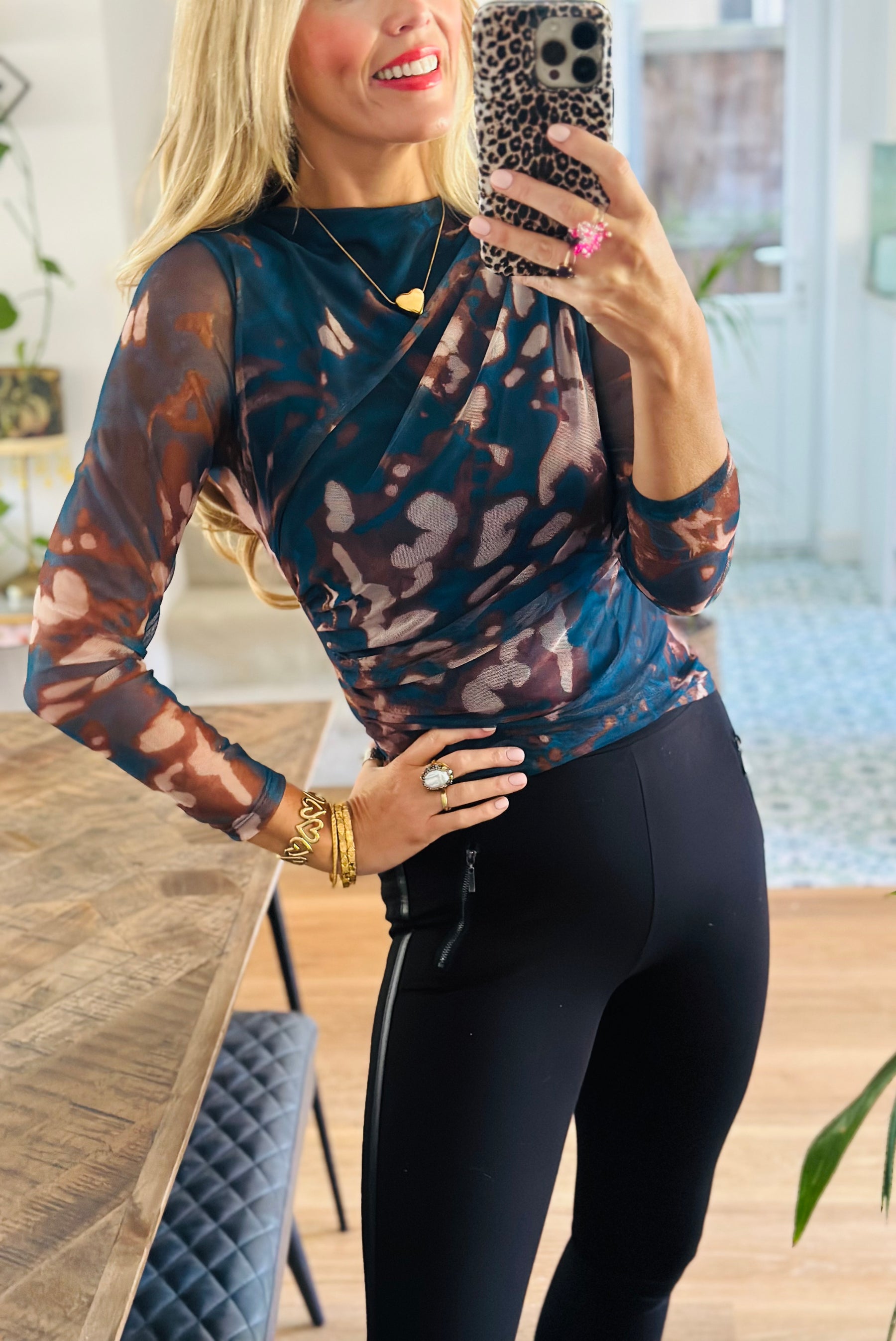 Mesh Top