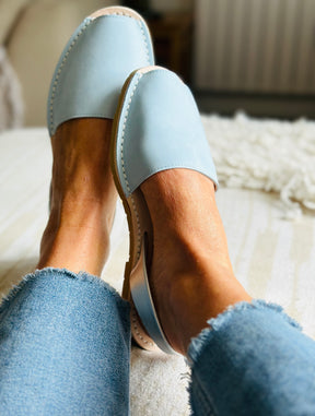 Skye Blue Avarcas