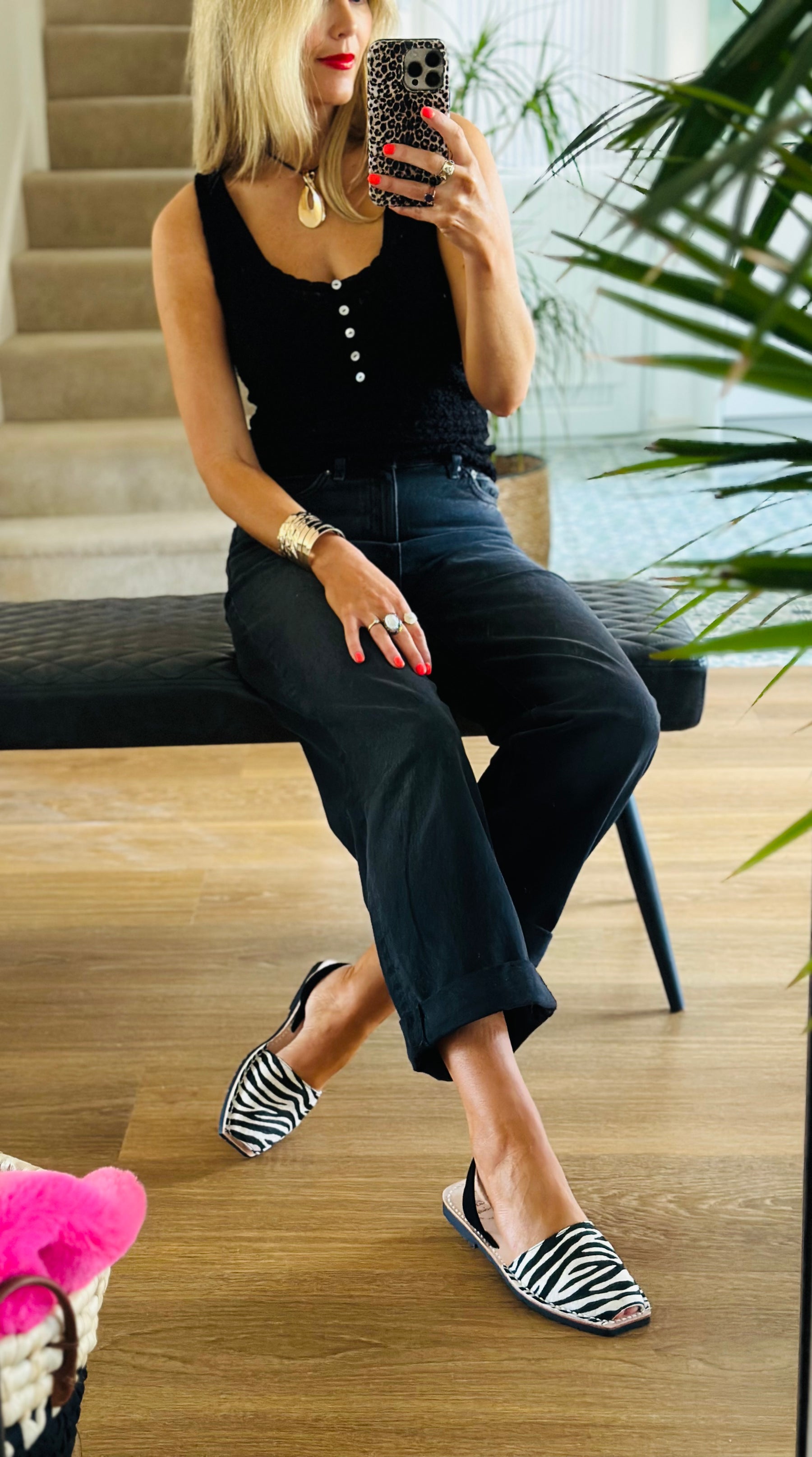 New Shape! Zoe Avarcas