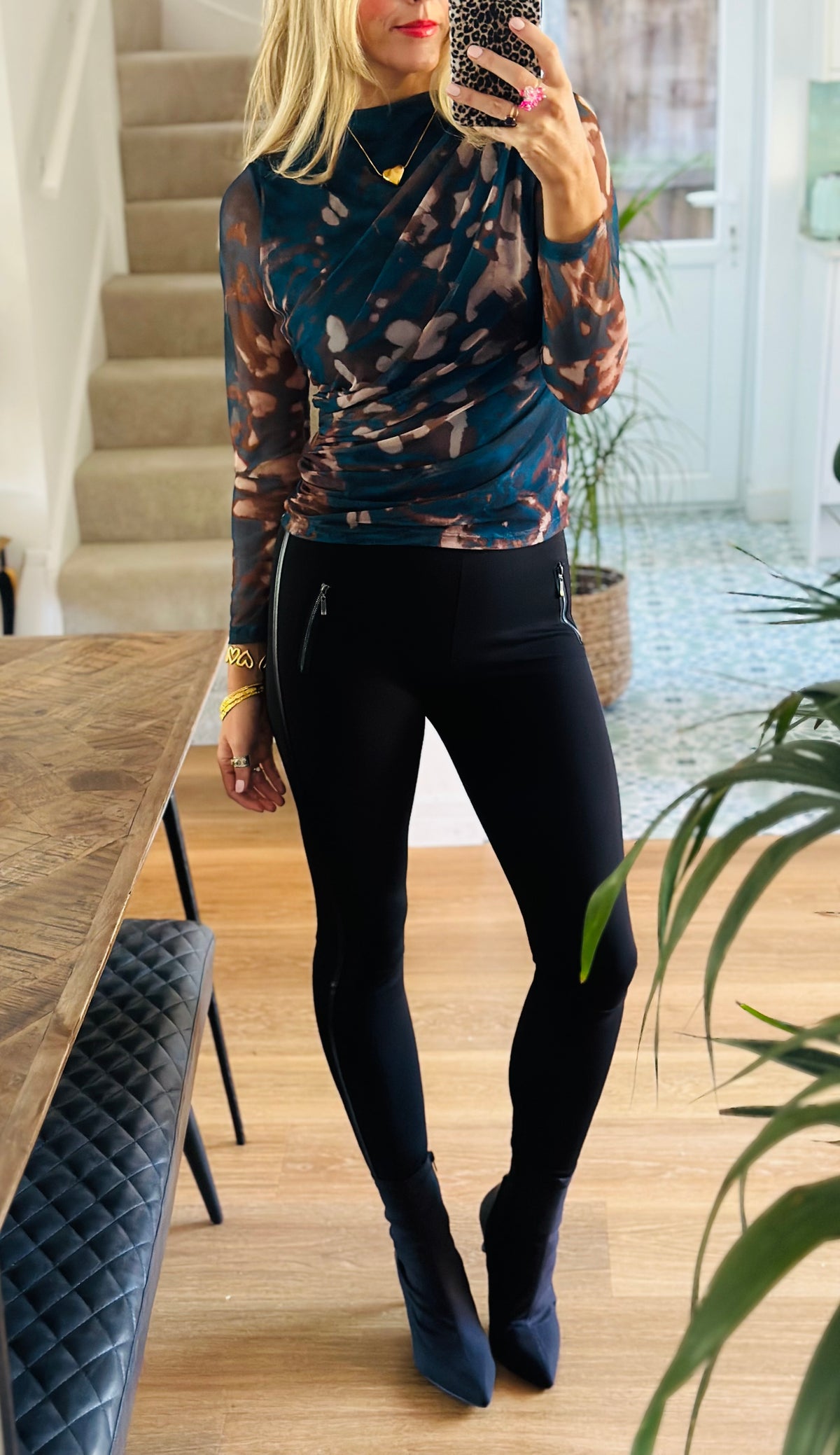 Mesh Top
