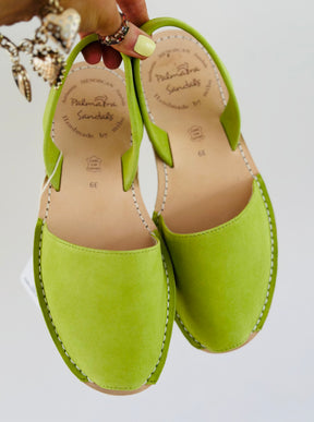 Kiwi Green Suede Avarcas