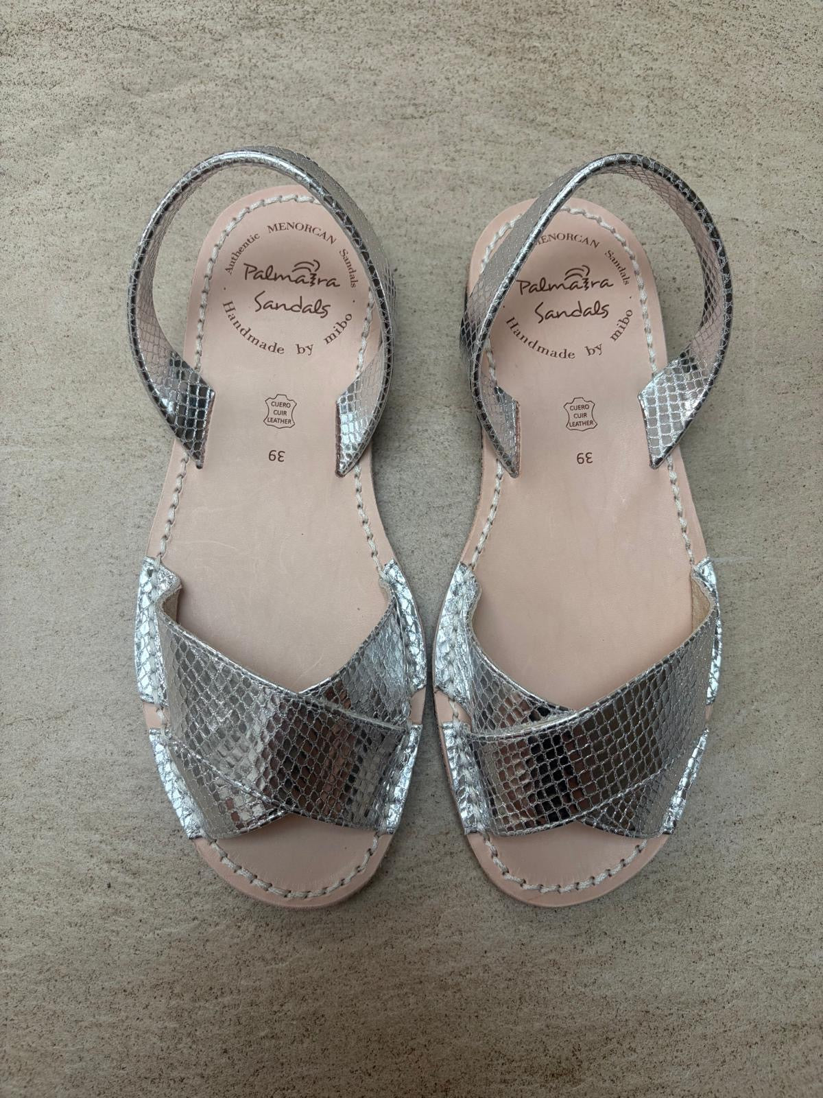 Sample Sale lumiere peeptoe size 39
