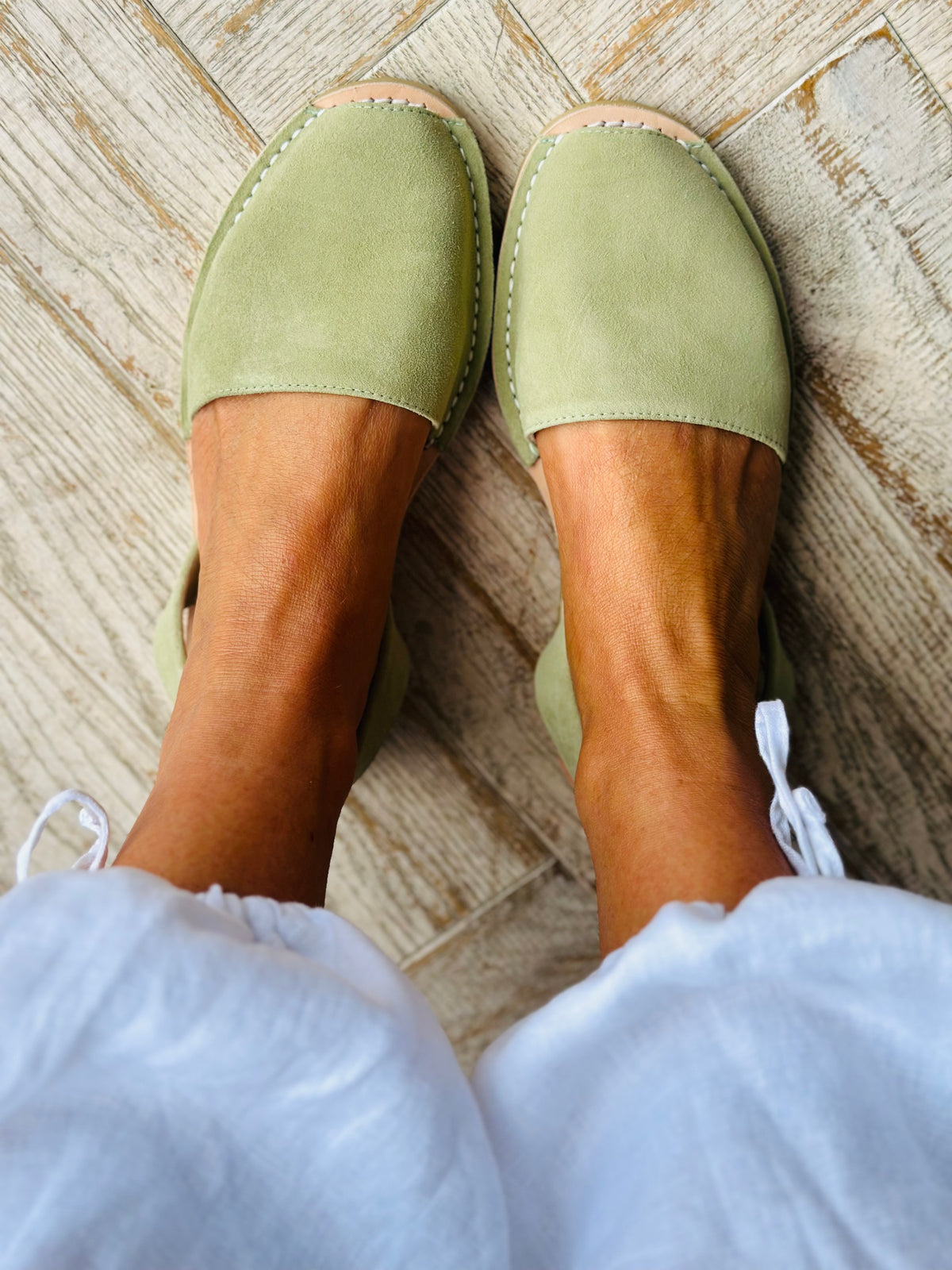 Sage Green Suede Avarcas