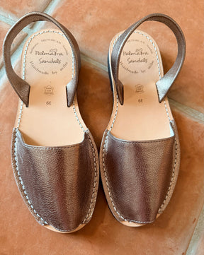 Sample Sale Pewter metallic size 39