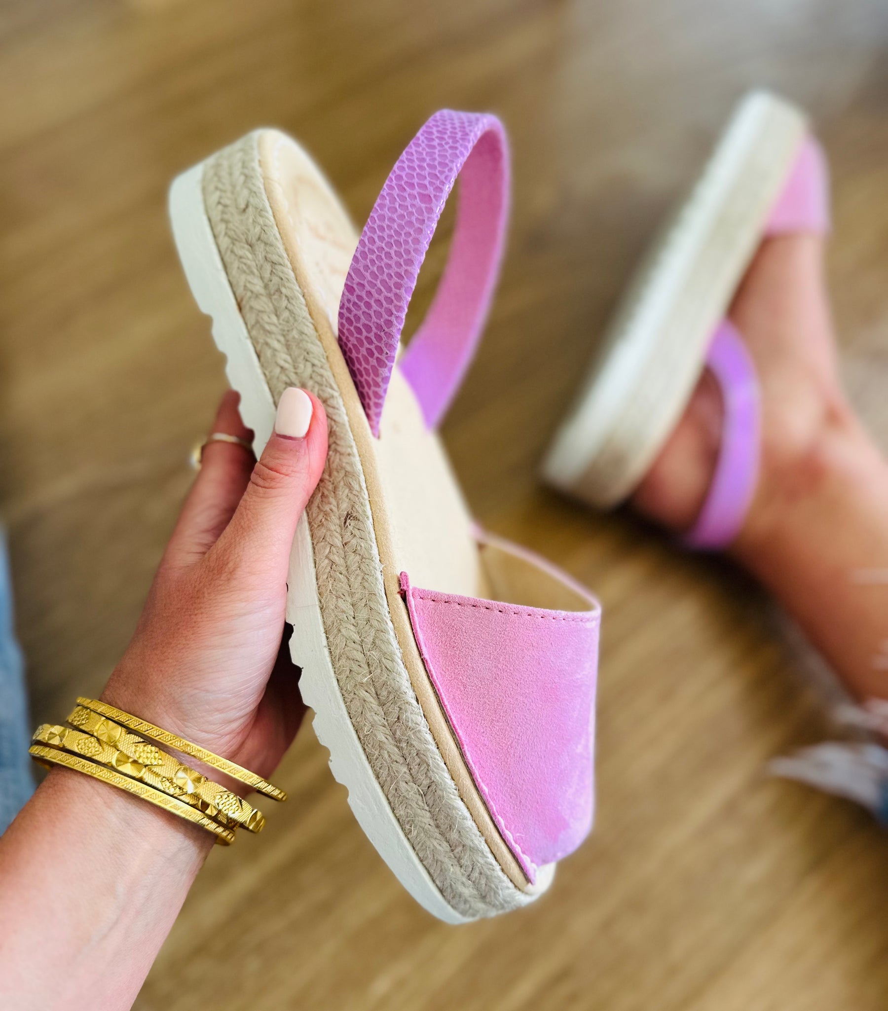 Soft Pink Lowforms