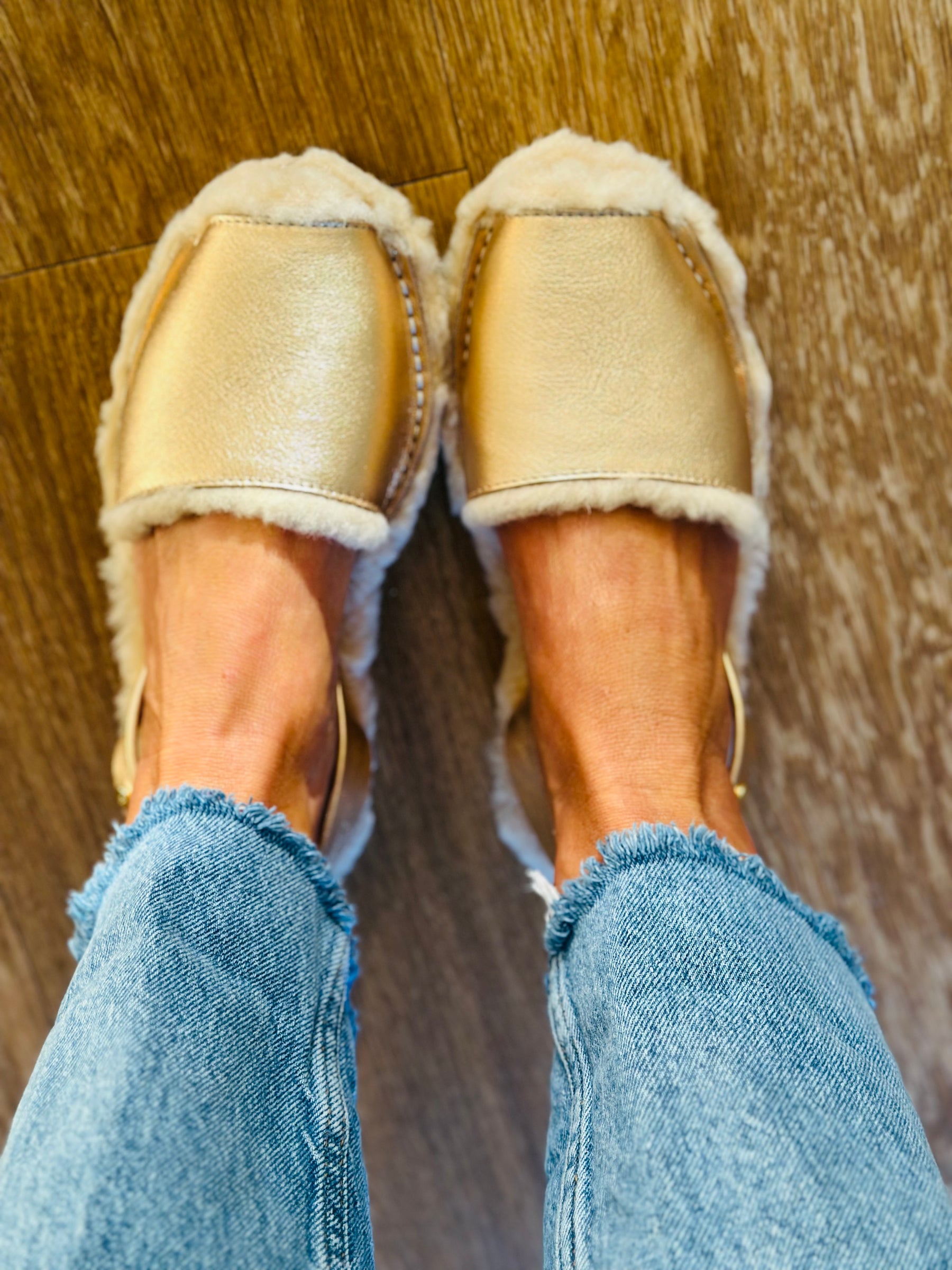 Gold Leather Palmaira Snug