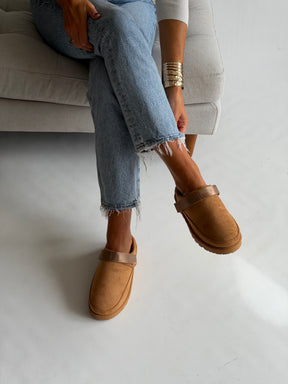 Platform Clogs Tan