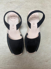 Sample Sale black suede wedge size 40