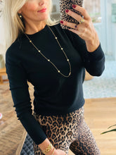 Round Neck Classic Knit