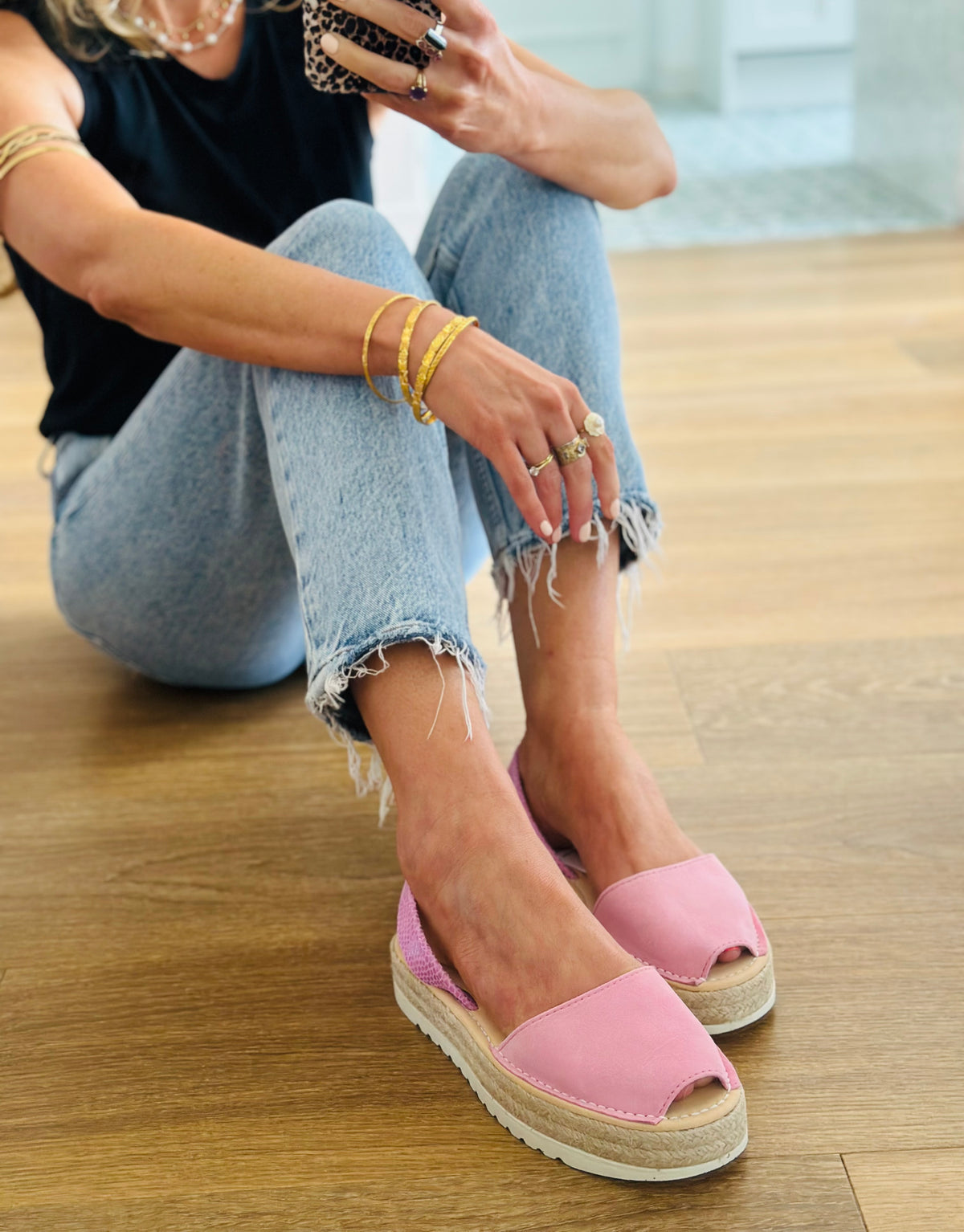 Soft Pink Lowforms