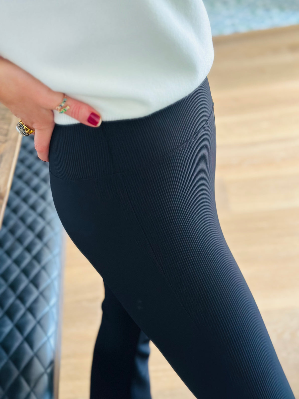 Ribbed Flared Leggings