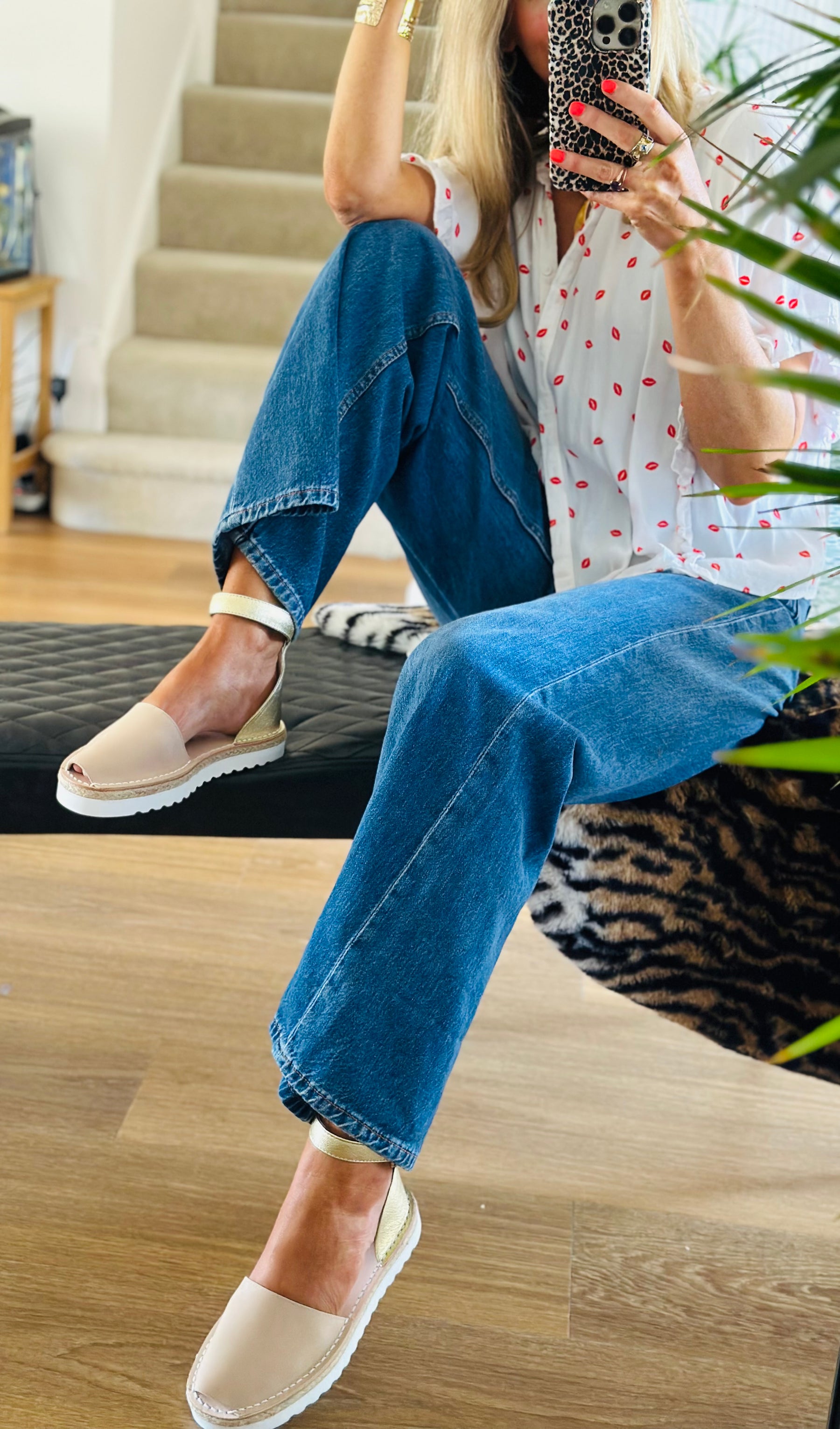 Jeanie Neutral Lowforms