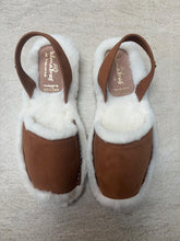 Sample Sale Tan snugs size 40