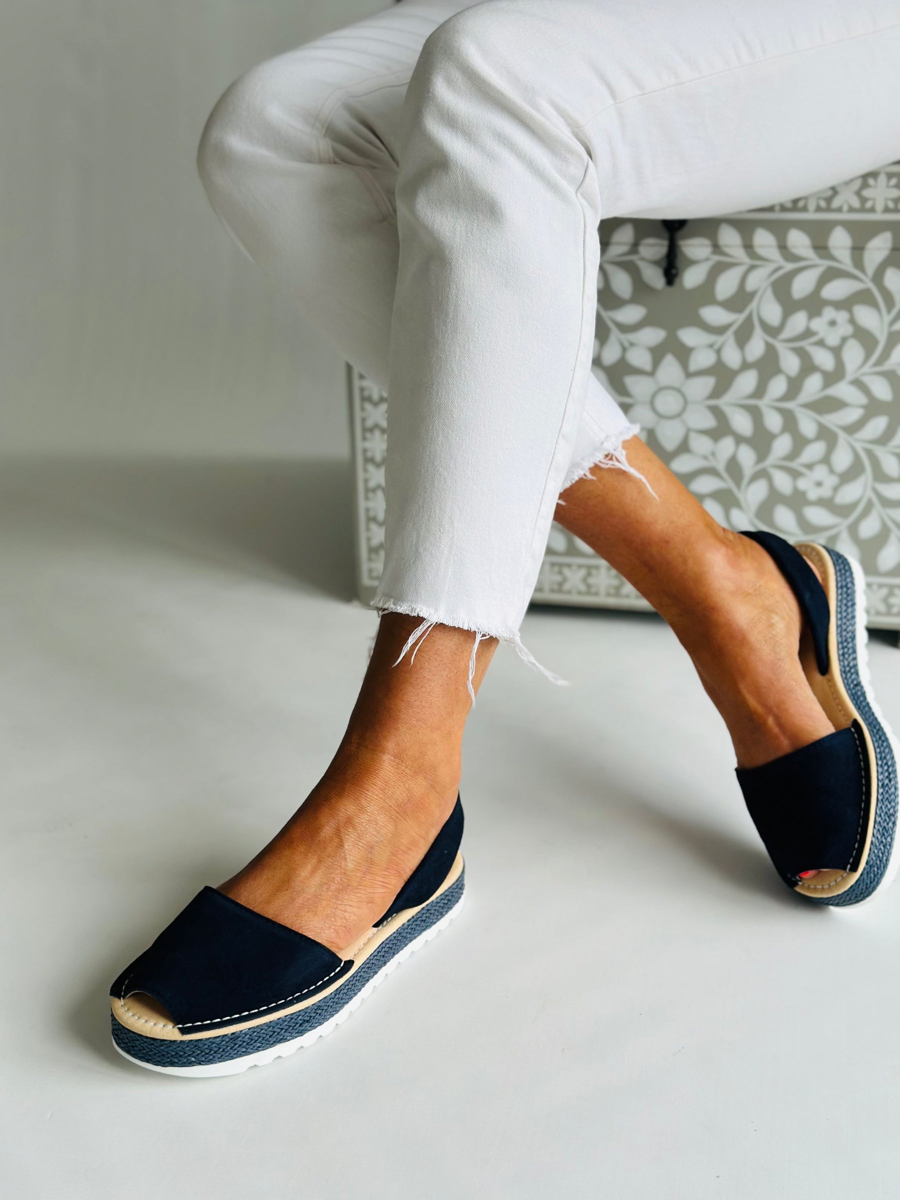 Marino Navy Lowforms