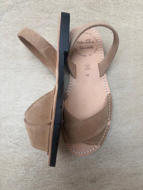 Sample Sale neutral peeptoe size 39