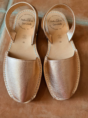 Sample sale rose metallic size 39