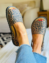 Leopard Leather Ergonomic Avarcas