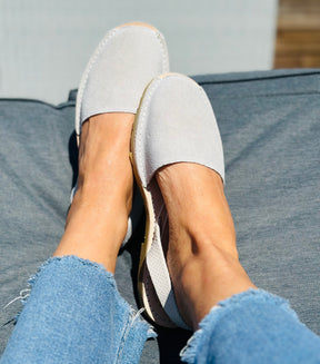 Cloud Dancer Suede Avarcas