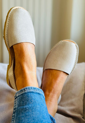 Cloud Dancer Suede Avarcas