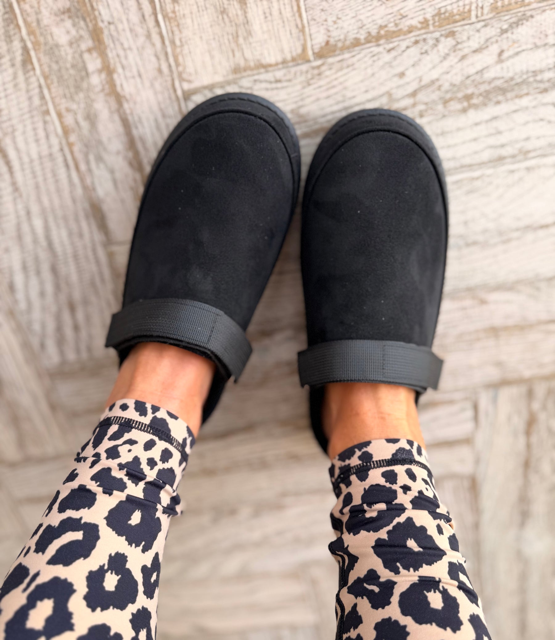 Platform Clogs Black
