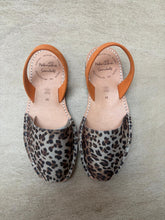 Sample Sale leopard yellow size 39