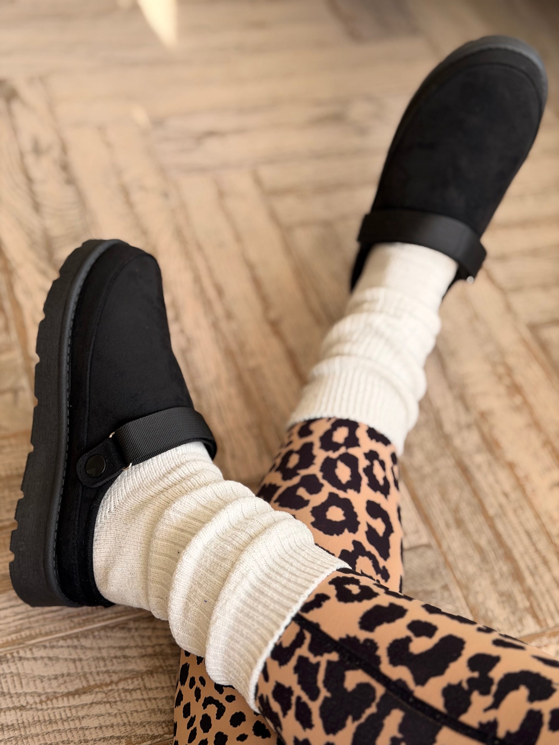 Platform Clogs Black