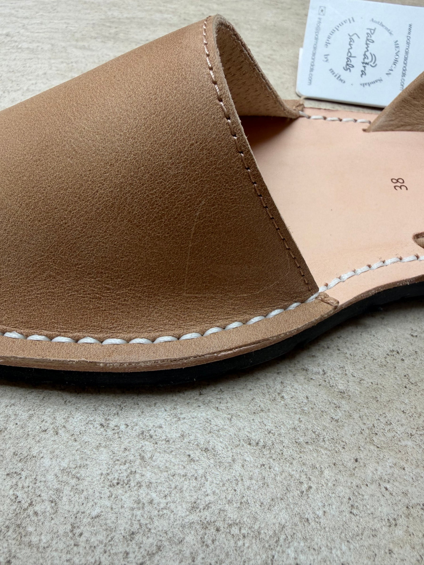 Minor Faults sandy tan size 38