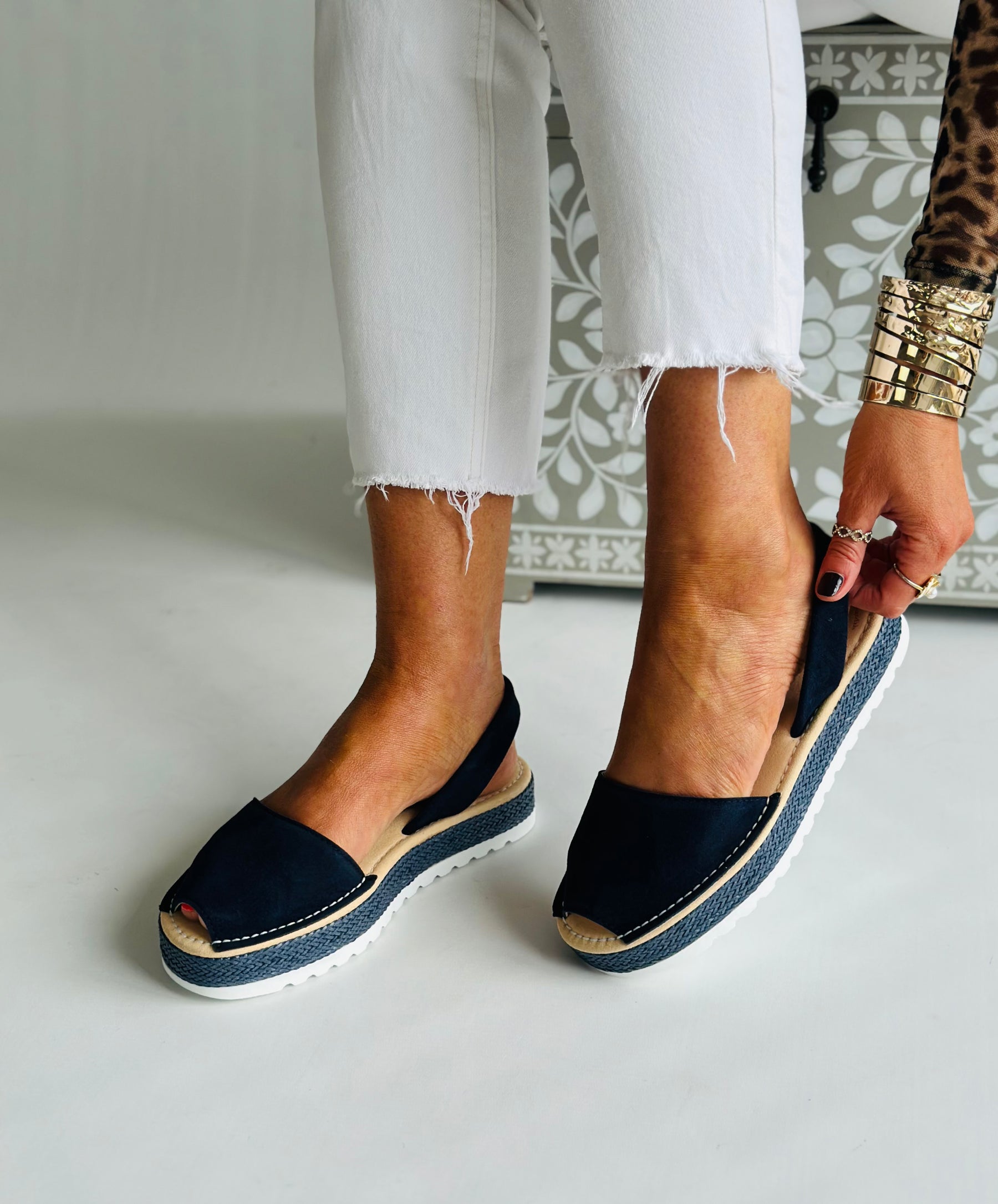Marino Navy Lowforms