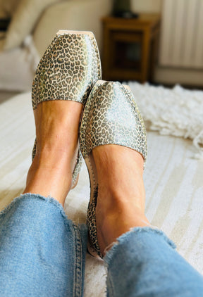 New Shape! Lyon Leopard Avarcas
