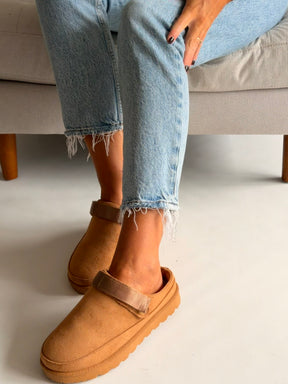 Platform Clogs Tan