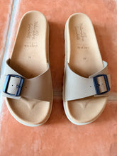 Sample sale waterproof one strap size 40