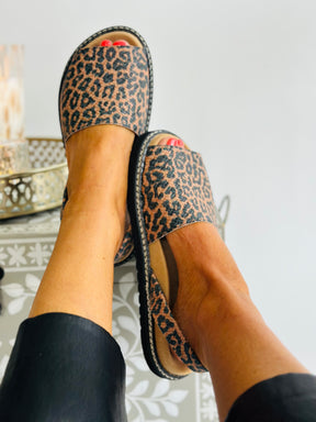 Leopard Print Ergonomic