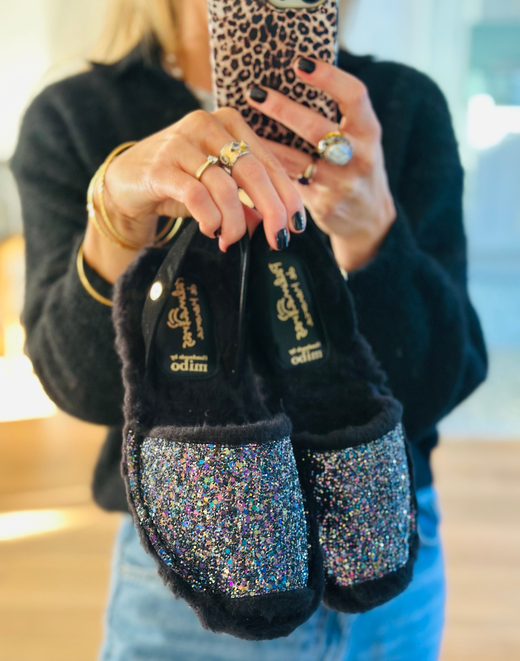 Black Multi Glitter Palmaira Snug